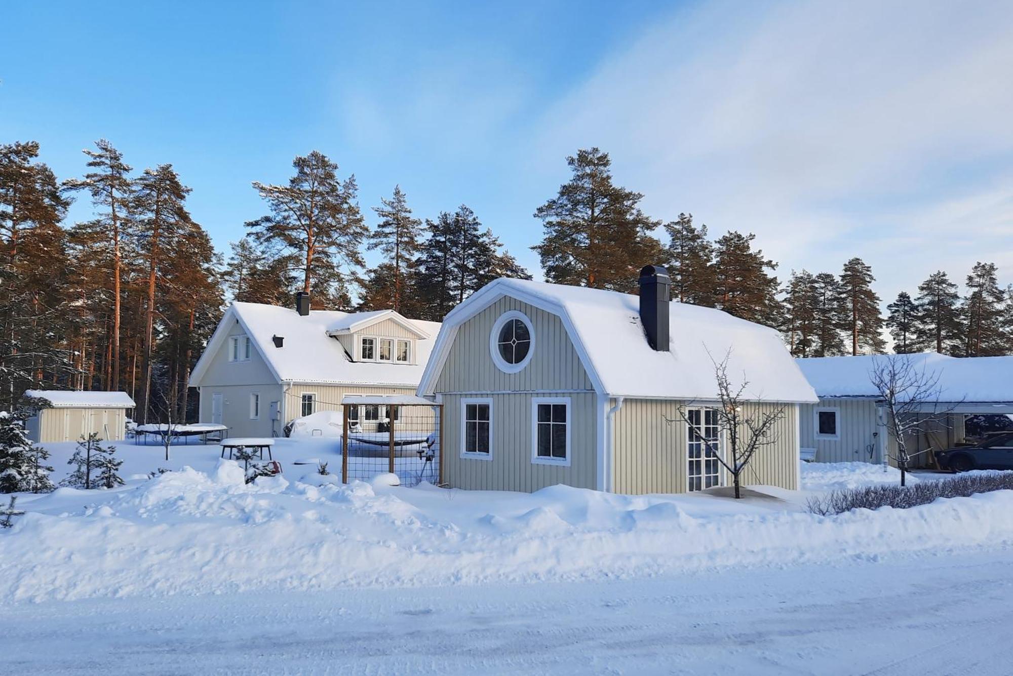 Charmigt Hus Och Mysigt Boende! Hudiksvall Exterior photo